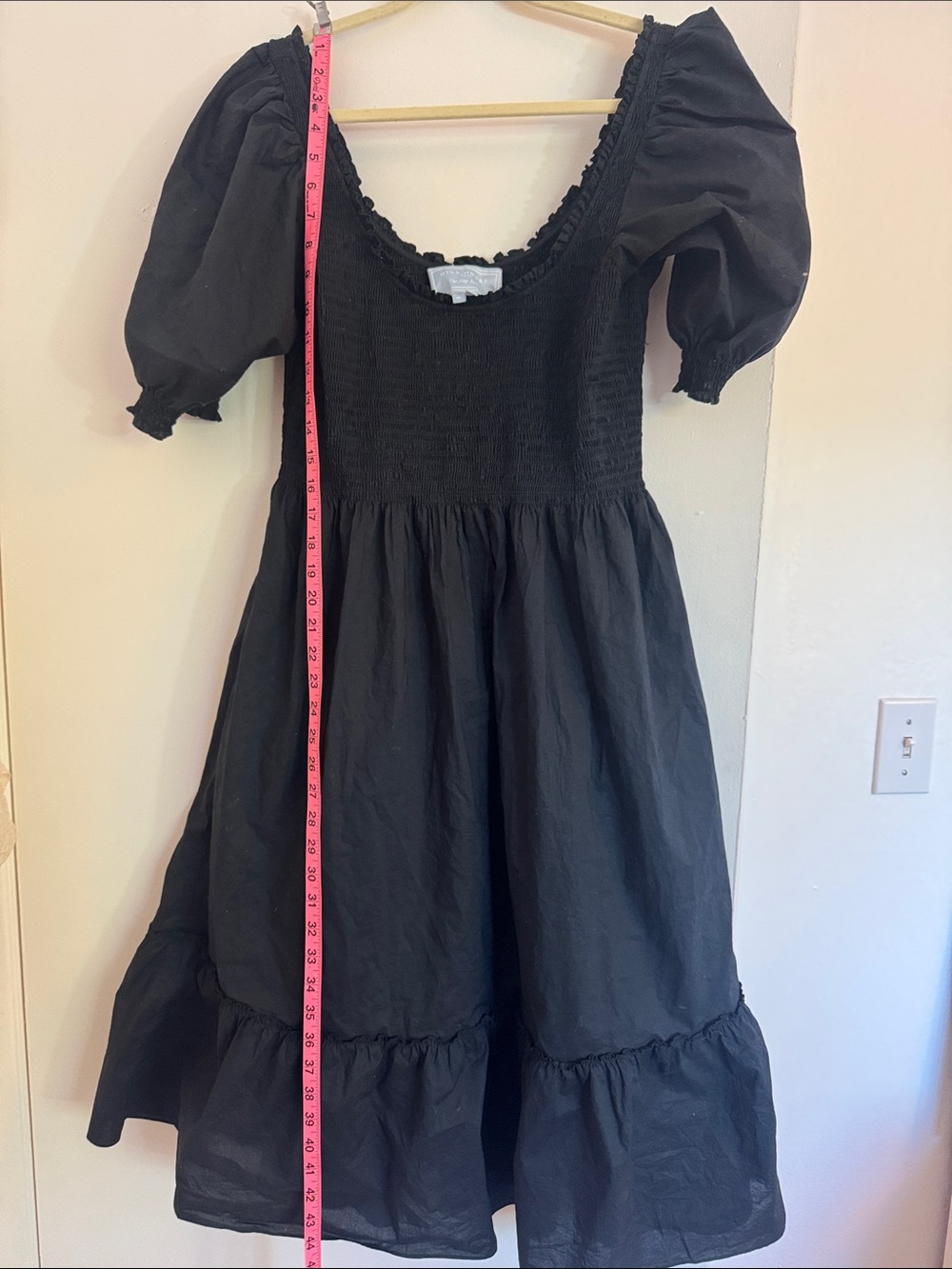 Hillhouse home Louisa puff cotton nap medium. Black Puff-Sleeve Smocked Bodice